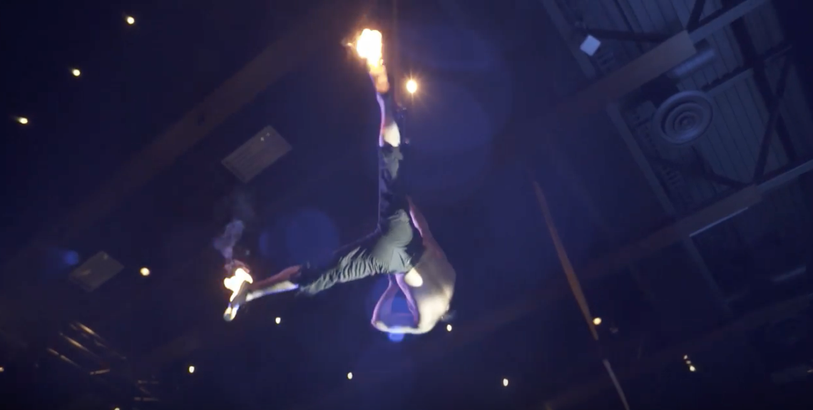 Aerial Straps Artist
